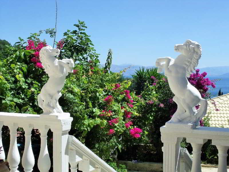 Aragorn Paradise Garden Moraitika Exterior foto